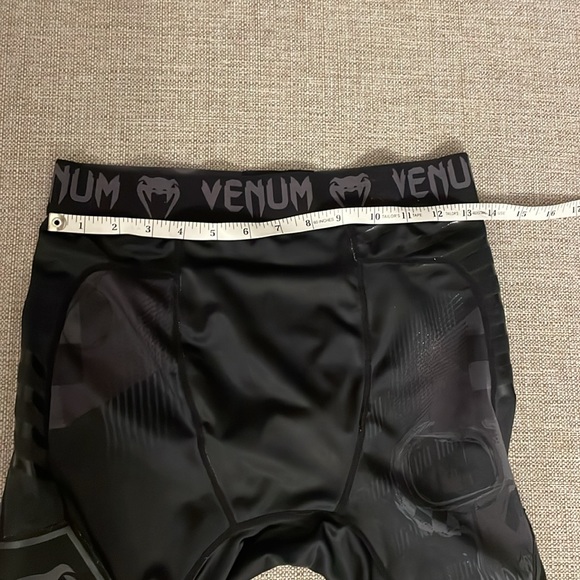UFC Venum Authentic Black Men's size Medium - Picture 5 of 6